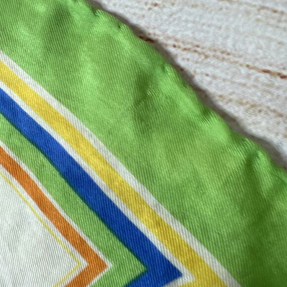 Vintage Burmel Lime Green Silk Scarf Women's Hair Head Wrap Neck Mob Wife Pinup - Picture 8 of 16
